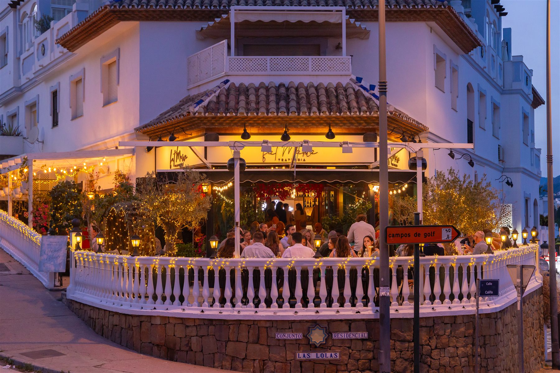 Fat Mama Trattoria terrace and dining room